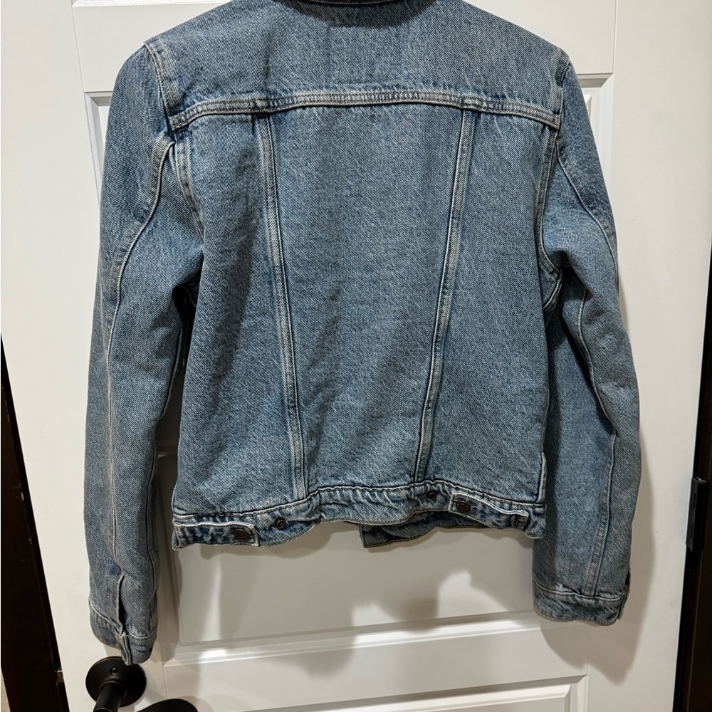 Levi's Cream Sherpa Lined Jacket - Picture 6 of 6